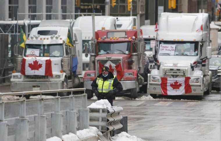 Police warn Ottawa protesters they may face mischief charges