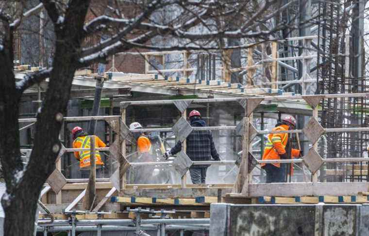 Quebec revises upwards its target for social and affordable housing