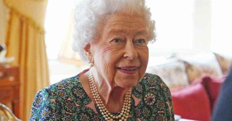 Queen Elizabeth II weakened: she can no longer move a leg…