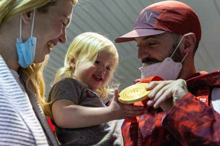 Return of Charles Hamelin |  The relief of reunion