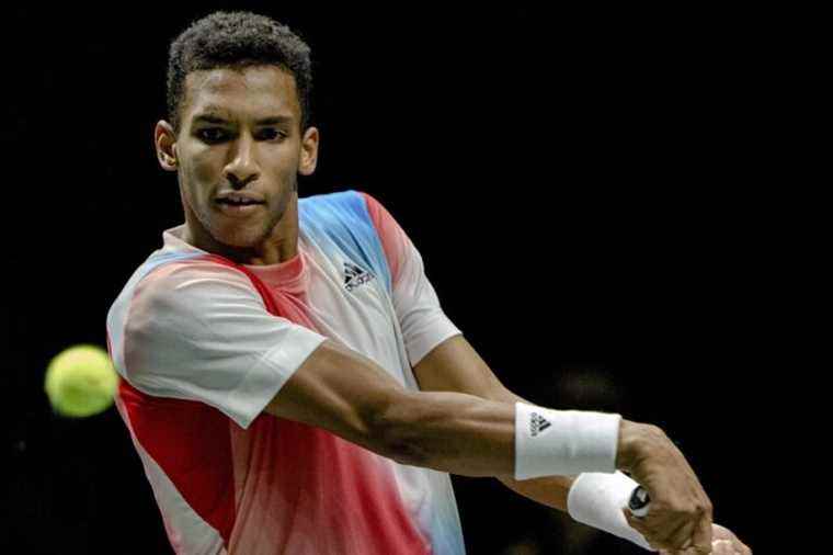 Rotterdam Tournament |  Félix Auger-Aliassime beats Andy Murray in straight sets