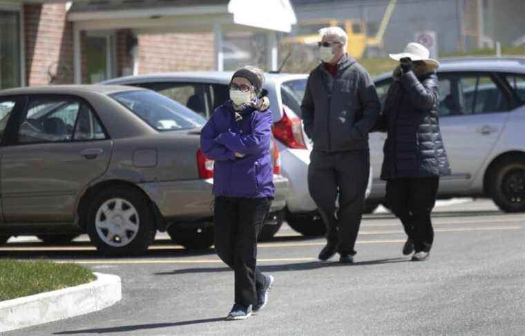 Seniors say they were infantilized by Quebec during the pandemic