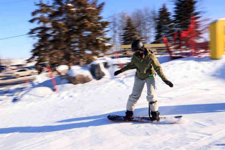 Ski Saint-Bruno |  Challenge: learn to snowboard on your own