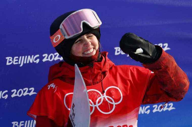 Snowboarding |  A 6th place for Elizabeth Hosking in the halfpipe