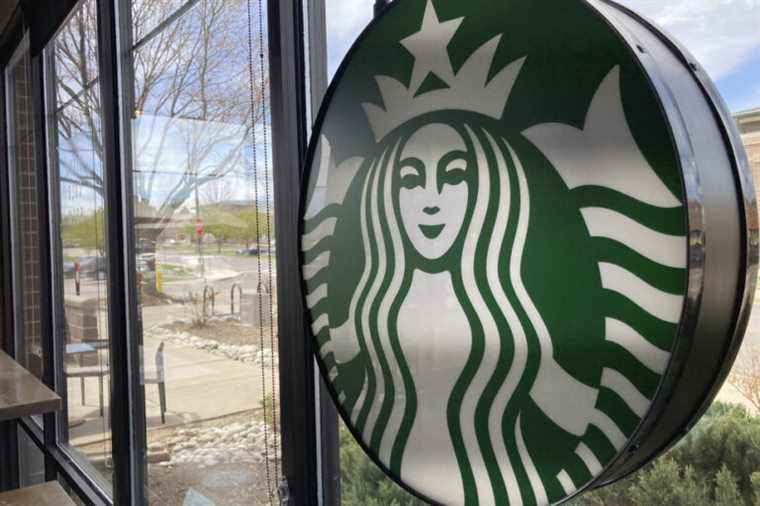 Starbucks sells more coffees, but faces rising costs