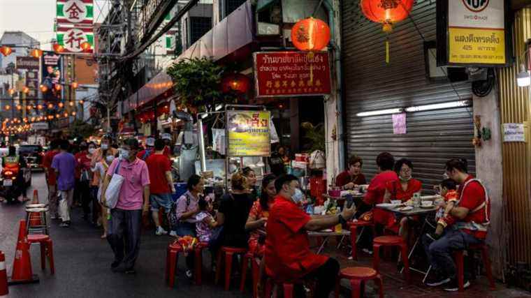 Thailand replaces the name of Bangkok, its capital, with the longest surname in the world