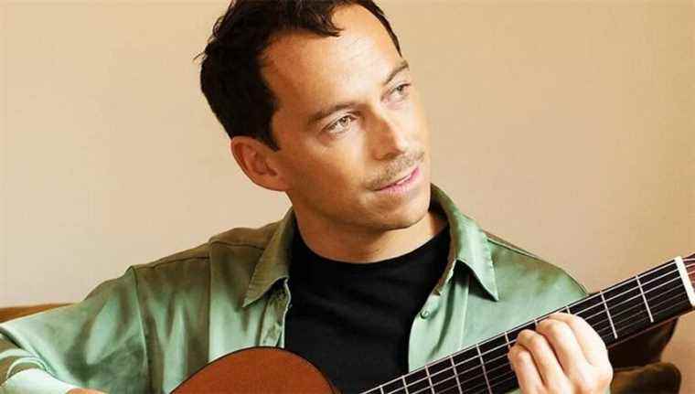 The Bordeaux guitarist Thibault Cauvin publishes “A strings and heart”.