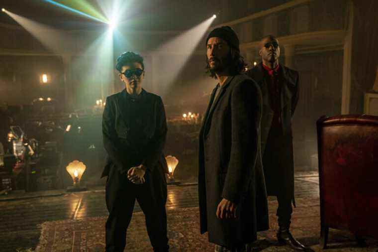 The Matrix Resurrections on HBO Max |  Co-producer sues Warner Bros.