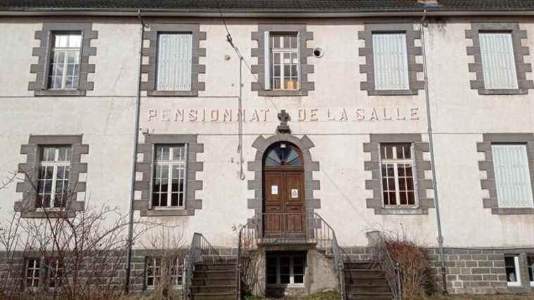 The students of Crocq leave the summer camp for a college in Giat, in Puy-de-Dôme