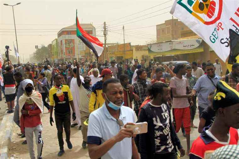 Visit of a UN envoy for human rights |  Sudanese killed in anti-coup parades