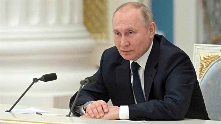 Vladimir Putin announces to put Russian nuclear “deterrent force” on alert