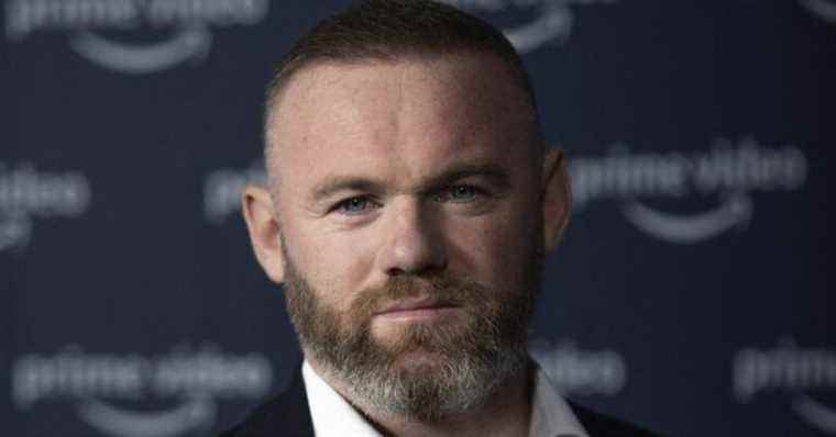 Wayne Rooney cashes in on his alcoholism and ‘binge drinking’: ‘I locked myself in to drink’