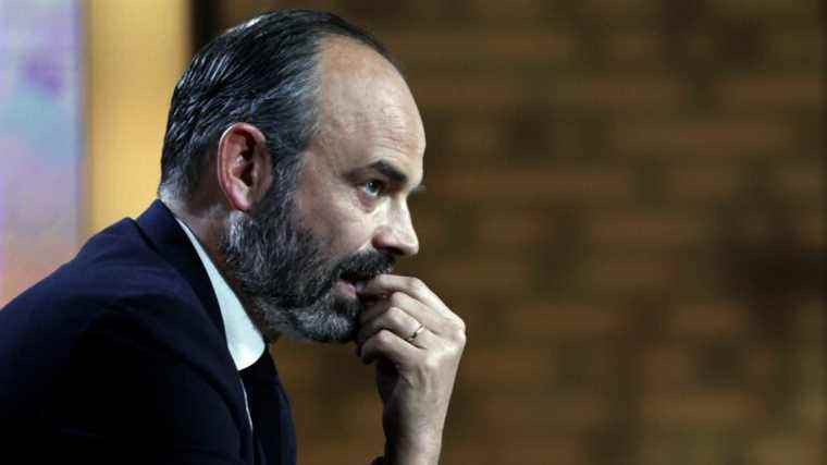 We couldn’t miss it.  When Édouard Philippe imagined a virus and a Russian invasion