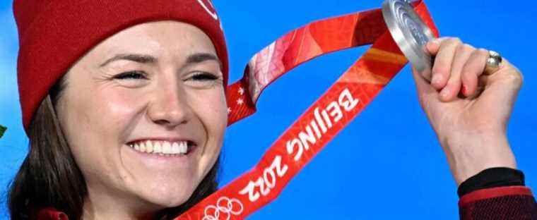 Weidemann, Canadian flag bearer at the closing ceremony