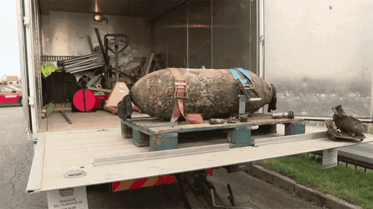 a village evacuated to defuse a World War II bomb