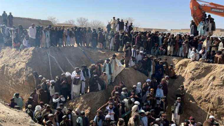 child stuck in a well since Tuesday died after being rescued