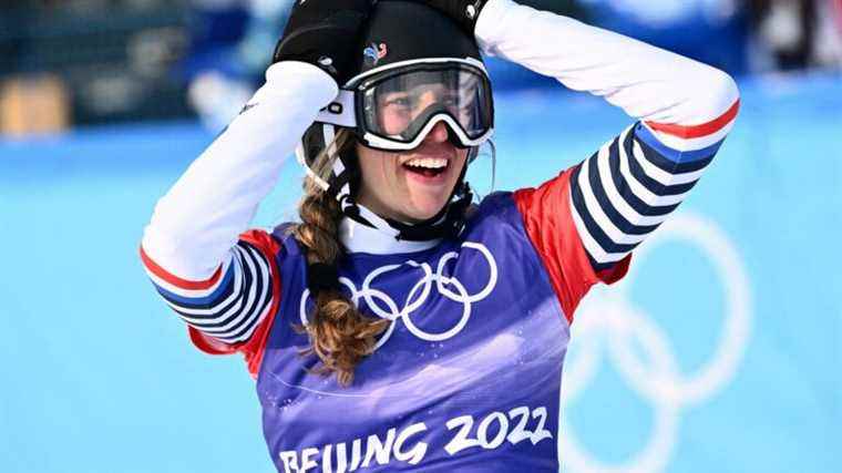 relive Chloé Trespeuch’s race for silver in the snowboard cross final