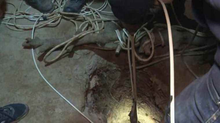 rescuers are progressing to save Rayan, a little boy who fell to the bottom of a well