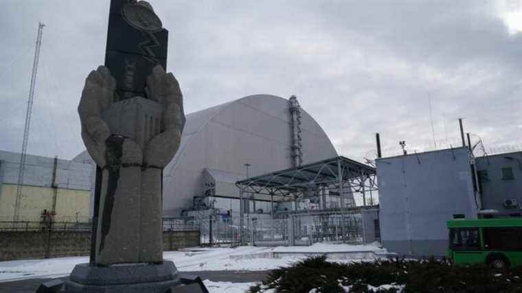 the CRIIRAD laboratory monitors radiation around Chernobyl