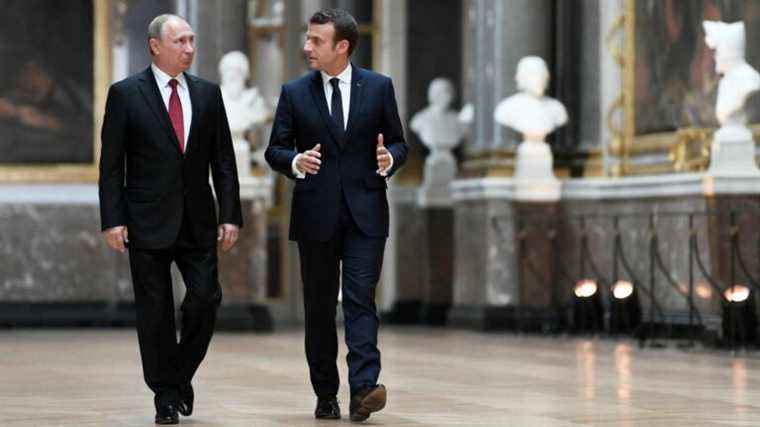 Emmanuel Macron says he is “reasonably” optimistic before his meeting with Vladimir Putin