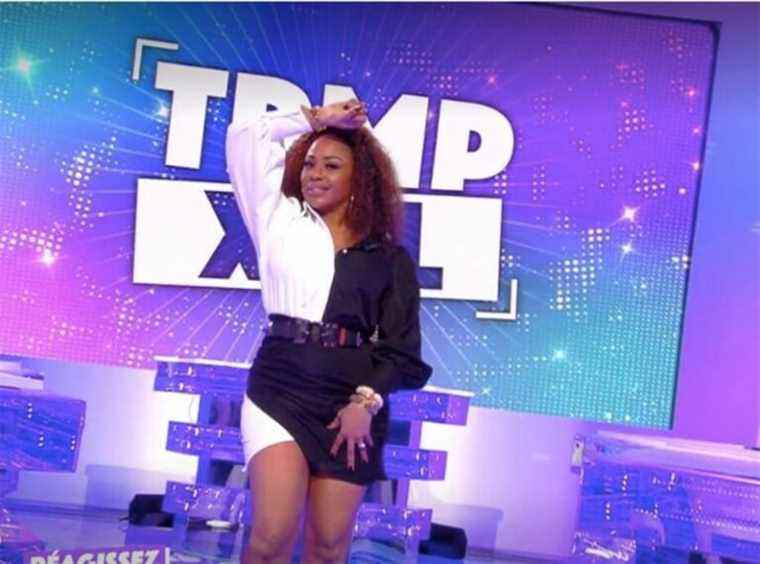 the columnist fails to reveal too much in “TPMP XXL” … with an ultra-sexy dress