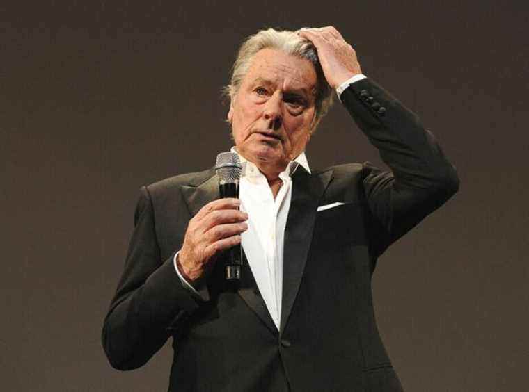 the surprising revelations of director Patrice Leconte about Alain Delon