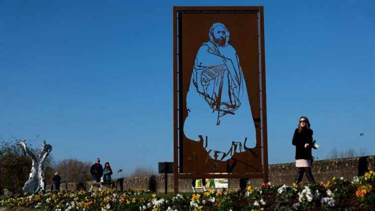 the work in tribute to the Algerian hero Abdelkader vandalized before its inauguration