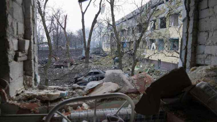 1,207 civilians killed in Mariupol in nine days of Russian siege, city hall says