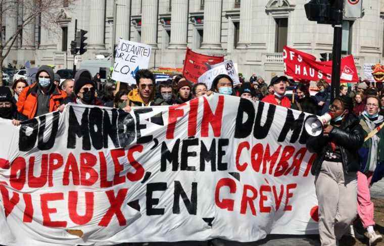 2000 demonstrators in Montreal for access to higher education