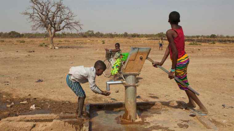 A UNESCO report recommends mobilizing groundwater to meet growing needs in Africa