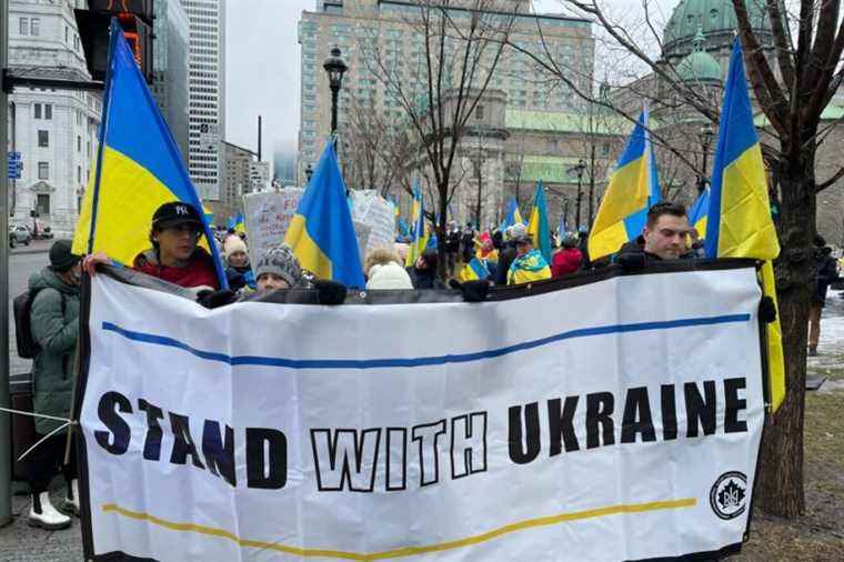 A march in support of Ukraine organized in Montreal