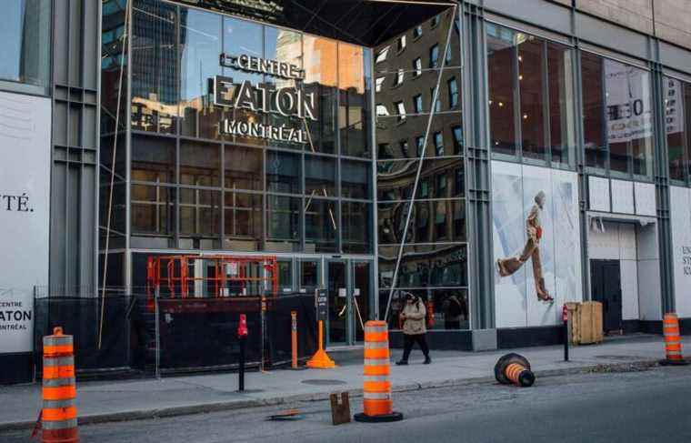 A mother banned from breastfeeding at the Eaton Center