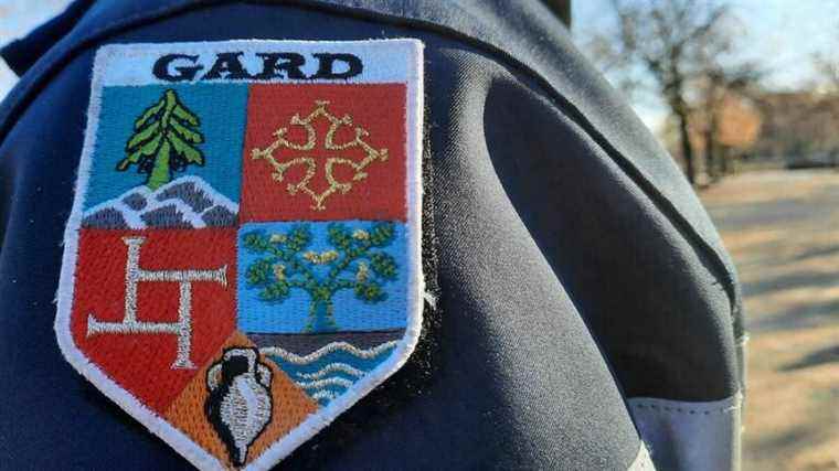 A plainclothes firefighter saves a motorist and her three children who fell into a stream in Sumène