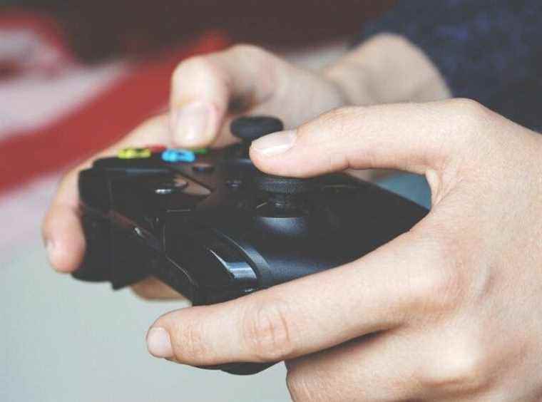 Absorbed by video games, a couple let their 19-month-old baby die in his crib