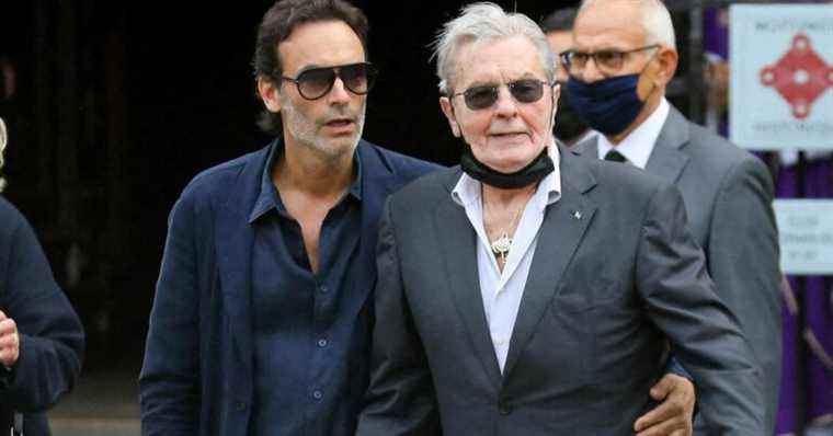 Alain Delon is preparing for his death: this painful promise made to him by his son Anthony