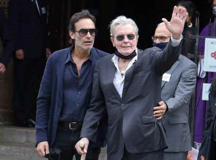 Alain Delon’s terrible request to his son Anthony