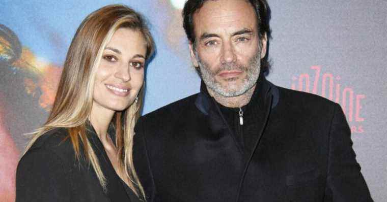 Anthony Delon and Sveva Alviti patched up: out, the couple found the tenderness of the first days