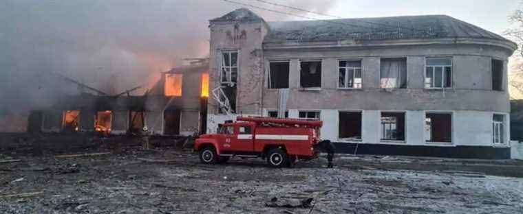 At least 21 dead in Russian strike near Kharkiv