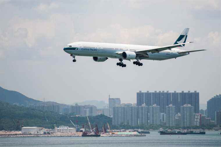 Avoiding Russia |  Cathay plans world’s longest passenger flight