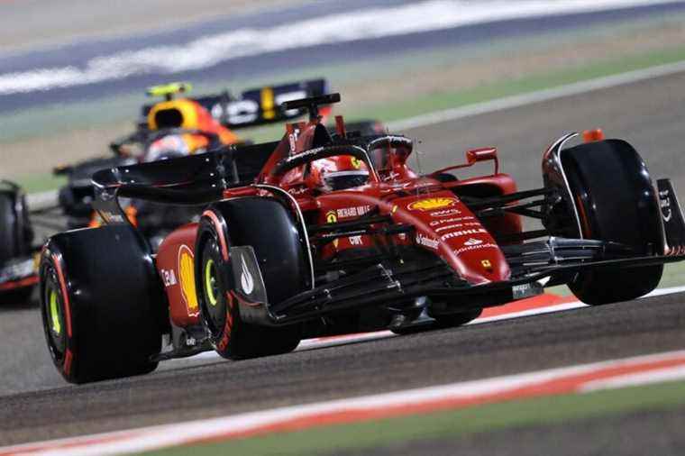 Bahrain Grand Prix |  Leclerc in the lead, Stroll and Latifi at the back of the grid