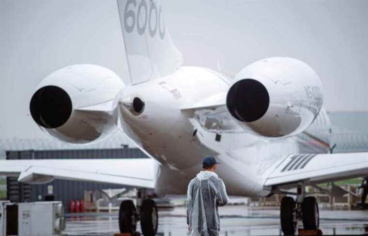 Bombardier cuts ties with Russia