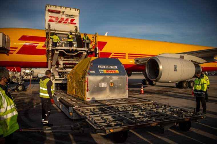 Cargojet signs new agreement with DHL