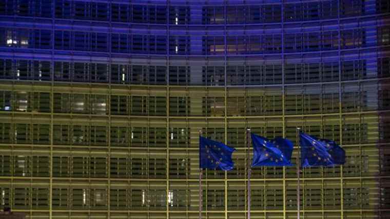 EU adds 160 Russians to blacklist