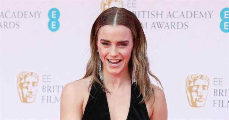 Emma Watson discreetly tackles JK Rowling and denounces her transphobic remarks