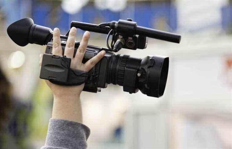 Filmmakers demand more money for documentaries