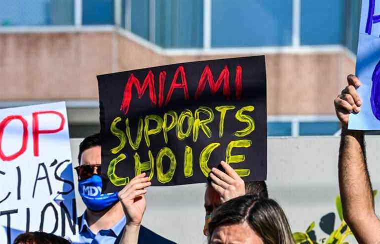 Florida lowers abortion limit to 15 weeks pregnant