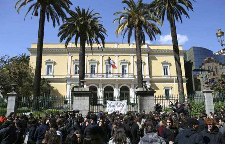 France: calls for calm after the death in prison of the Corsican separatist Yvan Colonna