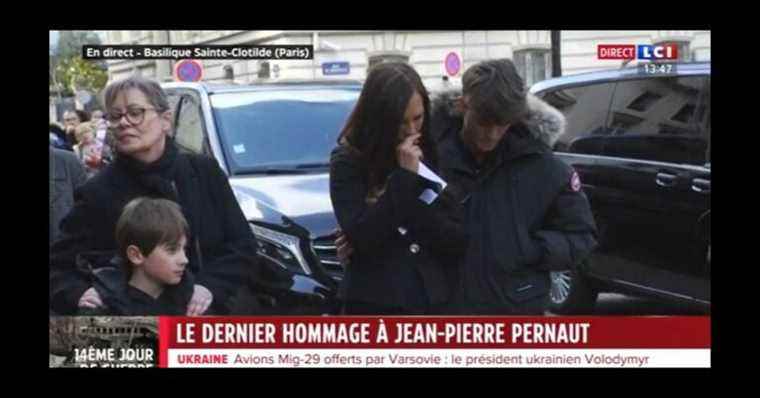 Funeral of Jean-Pierre Pernaut: his wife Nathalie Marquay in tears at the exit, with his clan