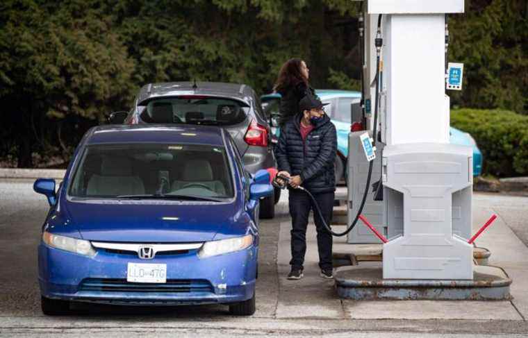 Gasoline prices reach $2 a liter in British Columbia