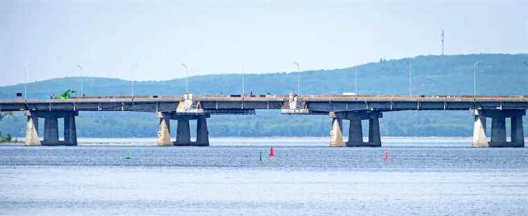 Île-aux-Tourtes Bridge: an 18-month shortened planning